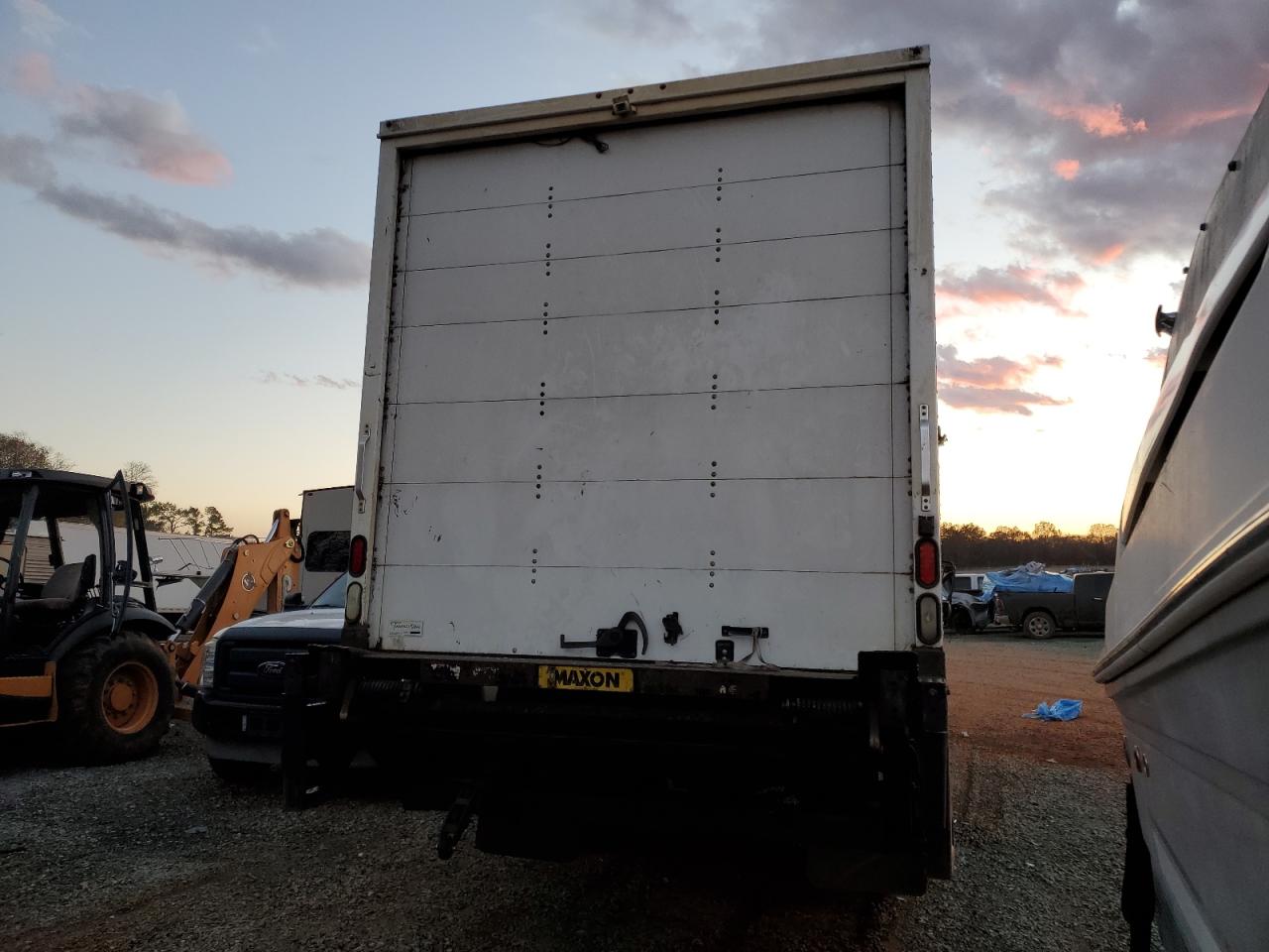 2012 FREIGHTLINER M2 — VIN 1FVACWDT5CDBH8649 — photo 4